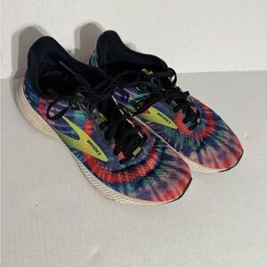 Brooks Launch 8 Tie Dye Run Walking Rainbow Red Blue Purple Sneaker Women’s 8.5